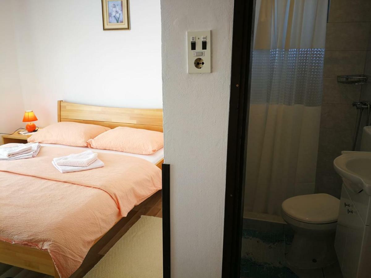 Apartman Marija Brajdic Rakovica Eksteriør bilde