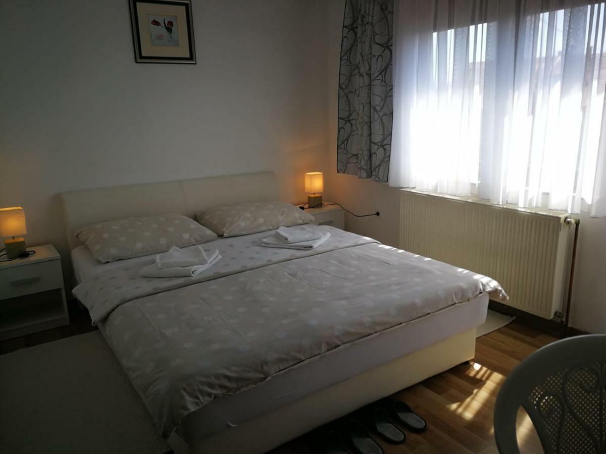 Apartman Marija Brajdic Rakovica Eksteriør bilde
